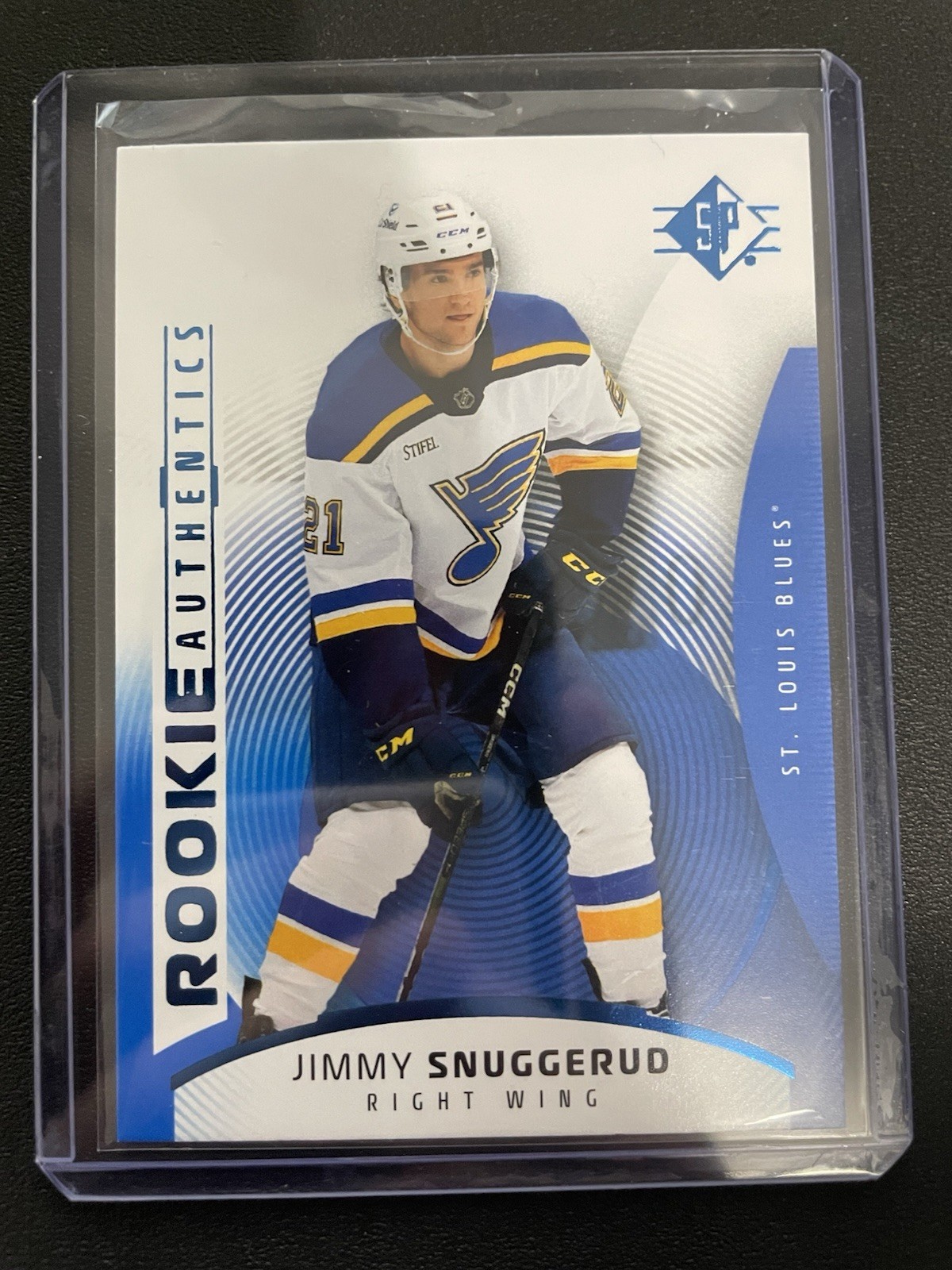 Upper Deck 2025-26 SP Rookie Authentics Blue Jimmy Snuggerud #115 Blues