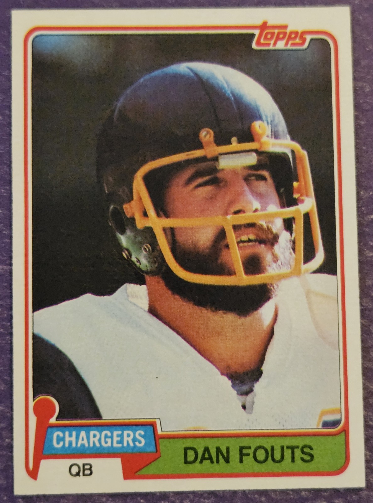 1981 Topps #265 Dan Fouts Football card! San Diego Chargers! HOF!