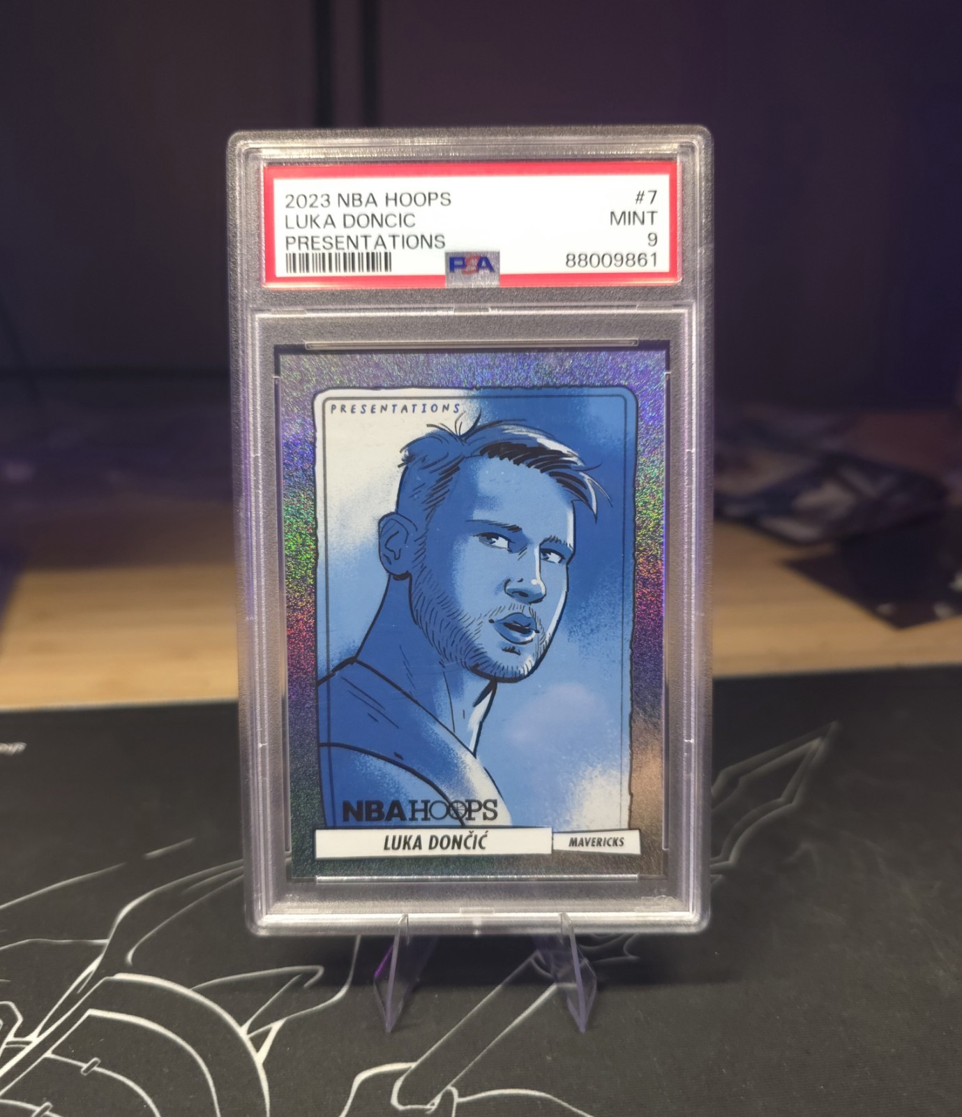 2023-24 Panini NBA Hoops – Presentations Luka Dončić #7 PSA 9