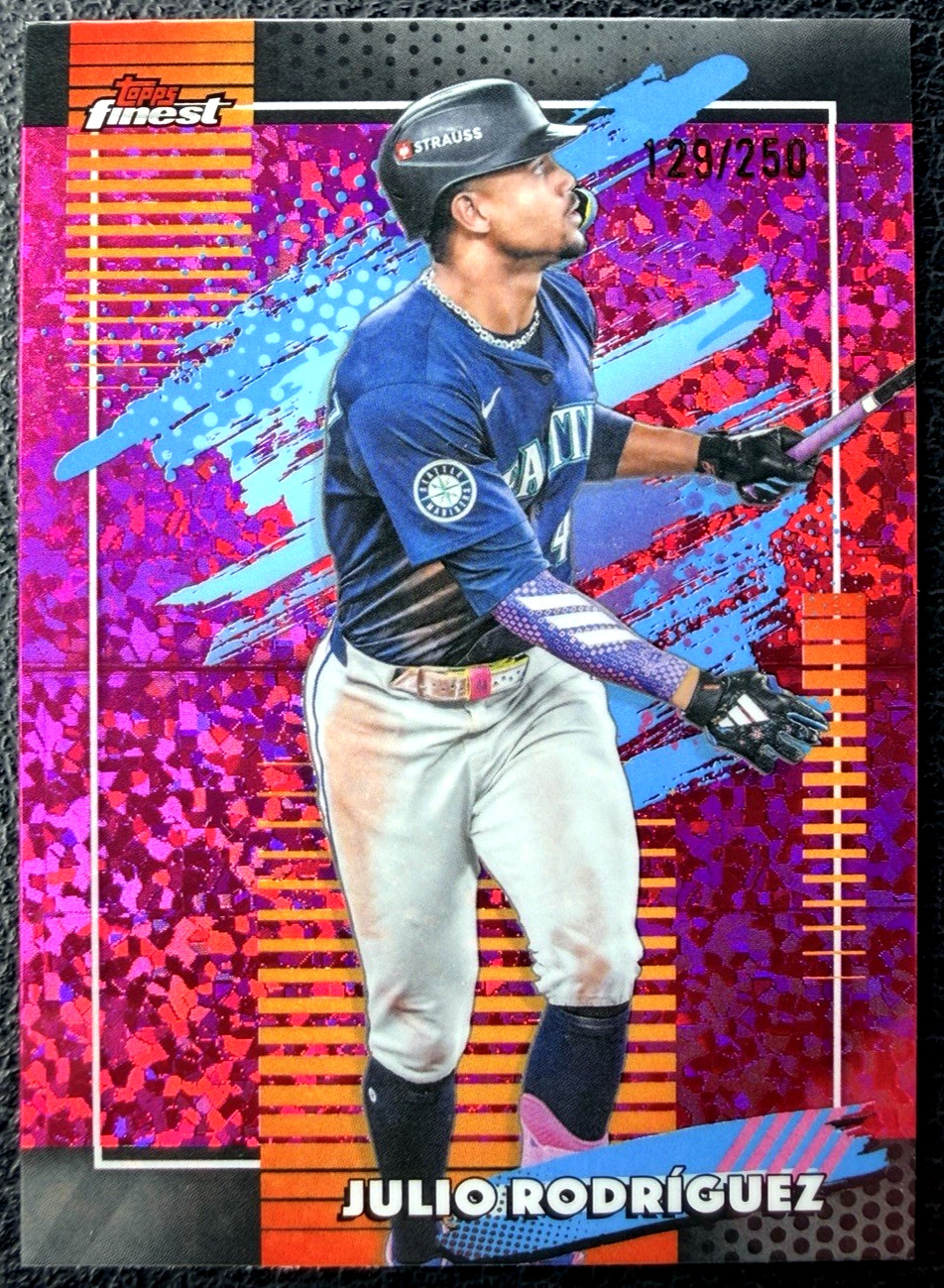 2026 Topps Finest Julio Rodriguez Uncommon Pink Mini Diamond /250 #130 Mariners