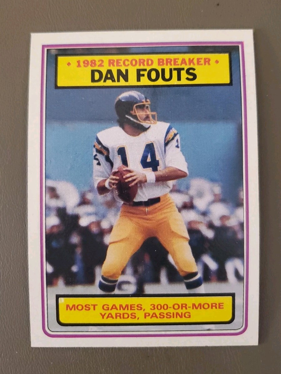 Dan Fouts 1983 Topps #3 San Diego Chargers Football Card NM
