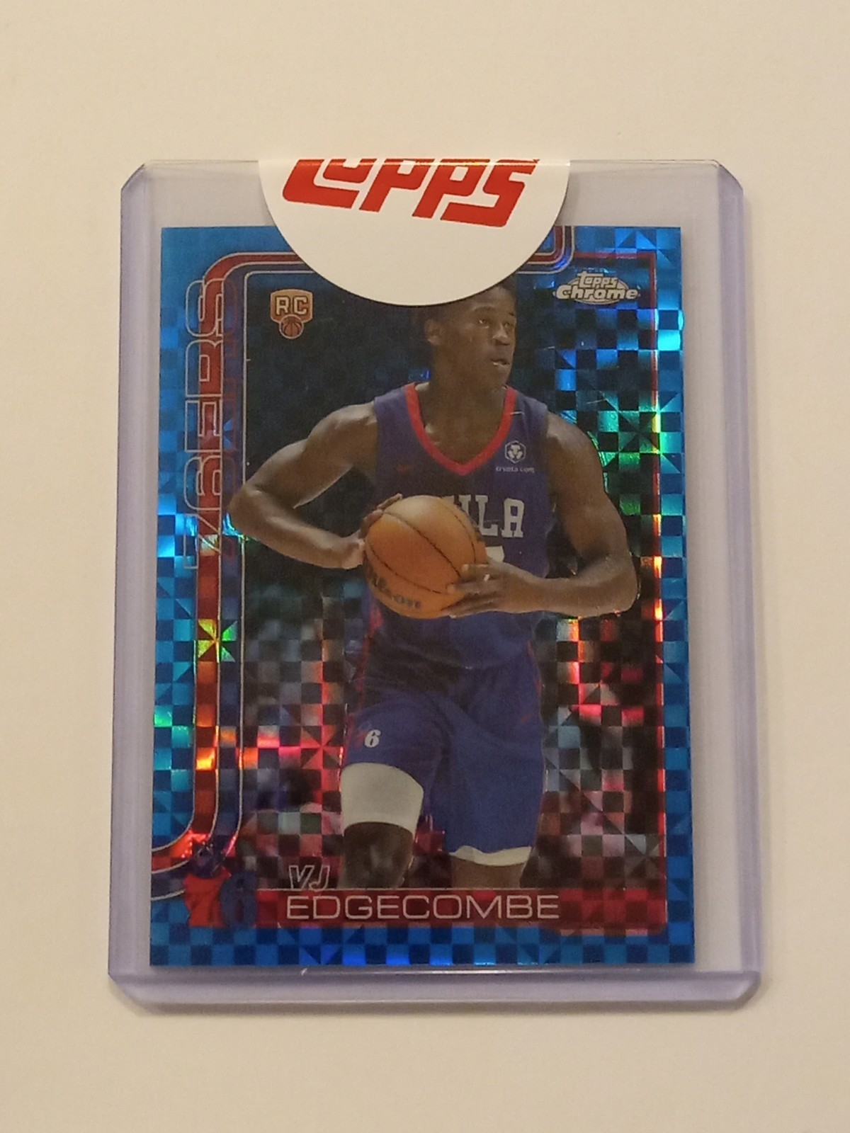 VJ EDGECOMBE 2025-26 TOPPS CHROME #253 ROOKIE BLUE X-FRACTOR RC 76ERS
