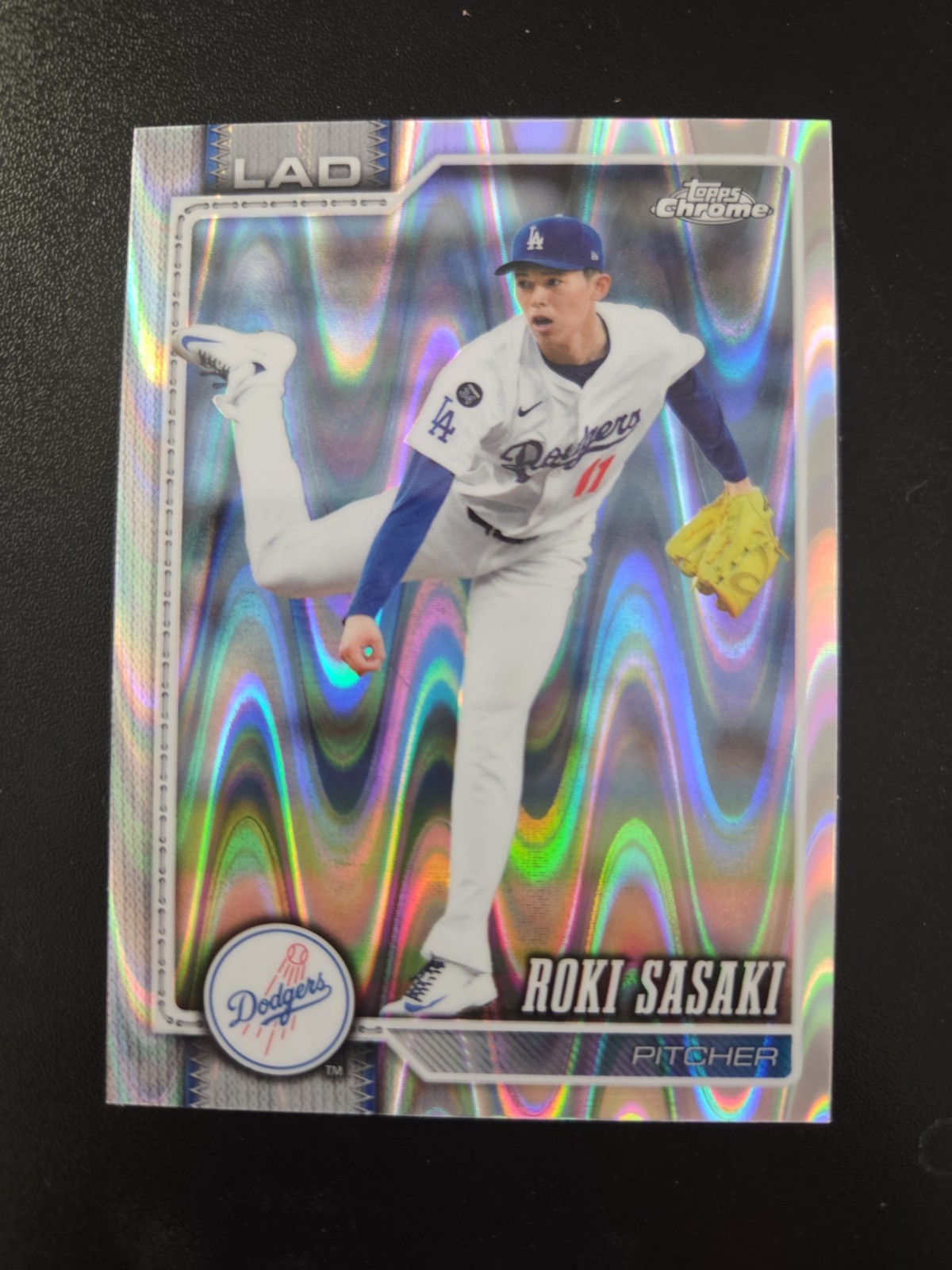 2026 Topps Chrome – Roki Sasaki #199 RayWave Refractor LA Dodgers FREE SHIPPING