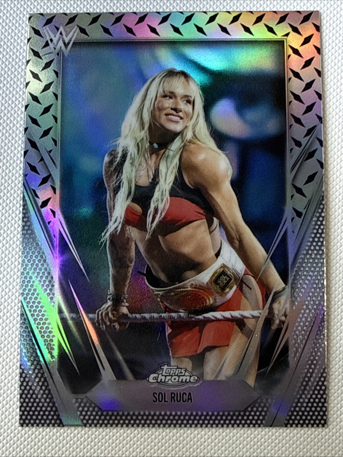 DIAMOND PLATE REFRACTOR 2026 Topps Chrome WWE Cards You Pick/Choose! READ*