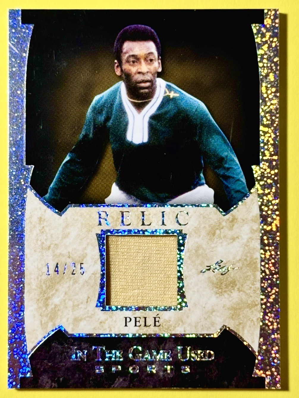 2022 Pelé – Leaf In The Game Used – Match Used Jersey Patch – #GUM-34 – 14/25