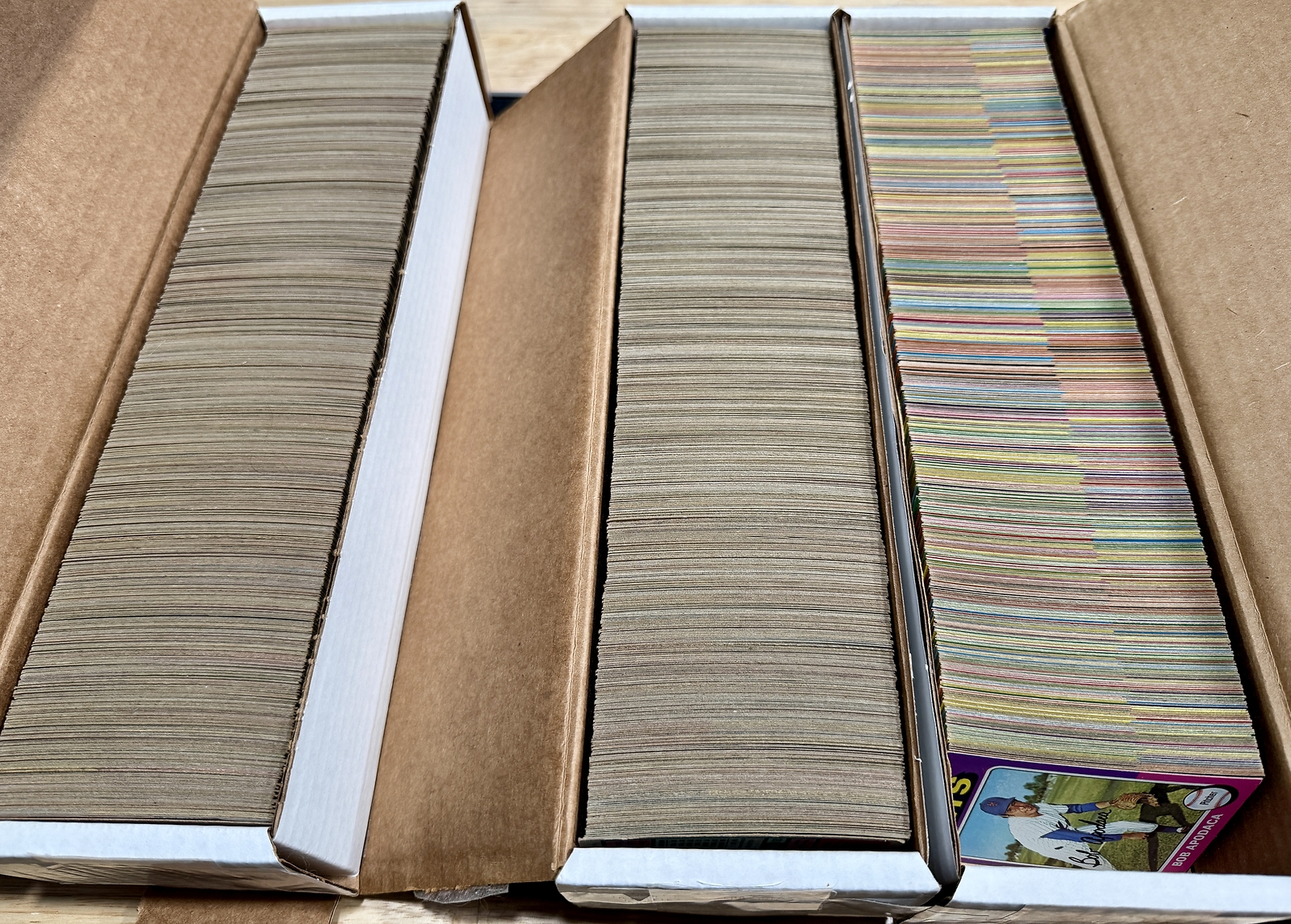 1975 Topps Baseball Cards 301-425 (NM-VG) – You Pick – Complete Your Set