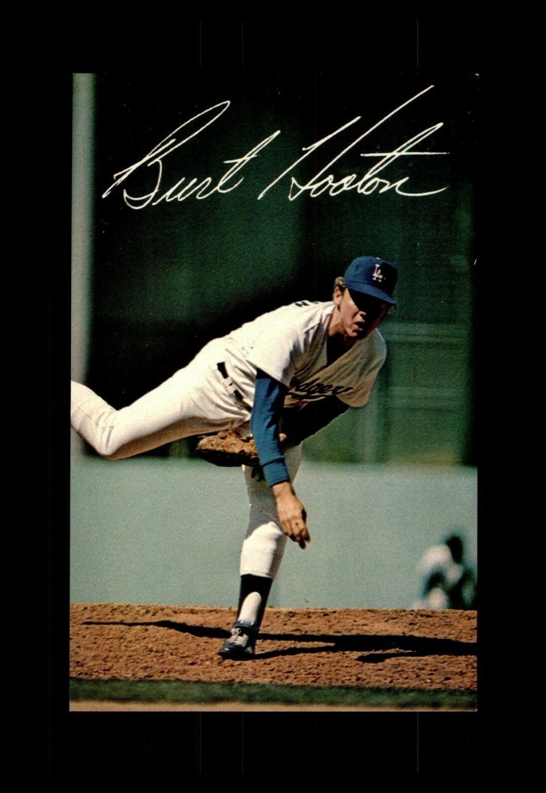 1976 Burt Hooton DODGERS 3-1/2 x 5-3/8 TEAM ISSUE PHOTO POSTCARD
