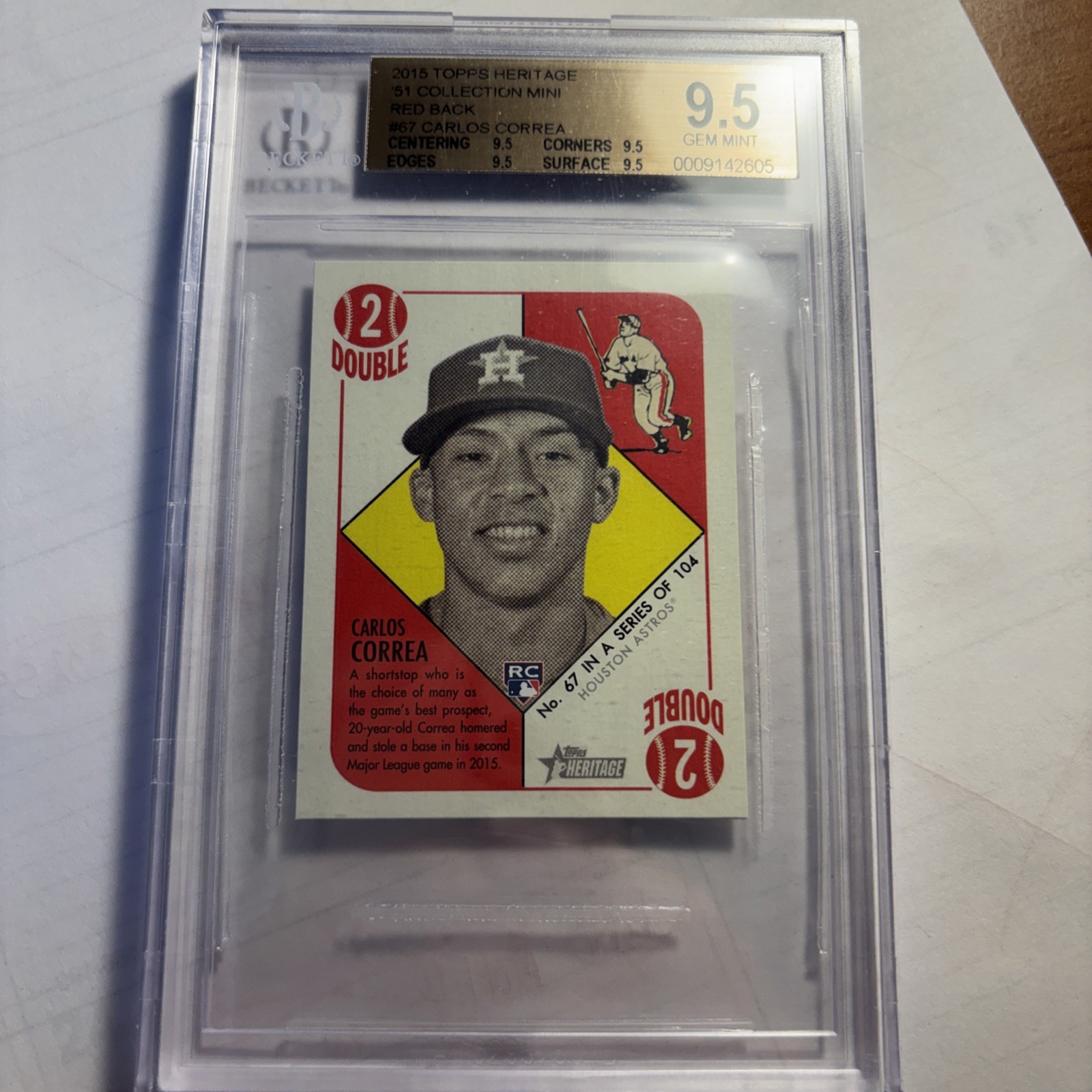 2015 Topps Heritage Carlos Correa Collection Mini BGS 9.5 RC 67/104 Cards. ￼