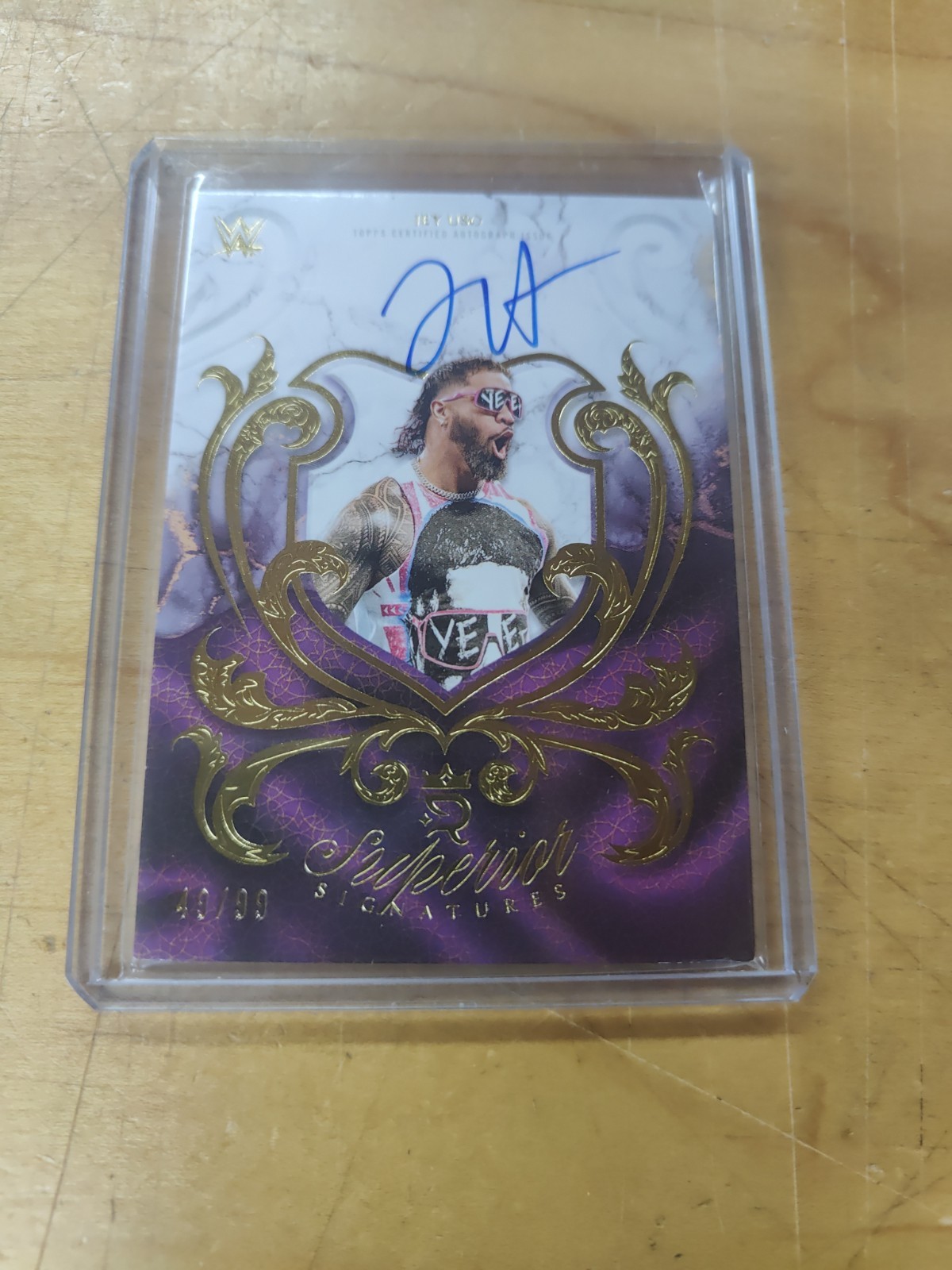 2025 Topps Royalty WWE Superior Signatures Jey Uso On Card Auto 49/99 #SUP-JEY