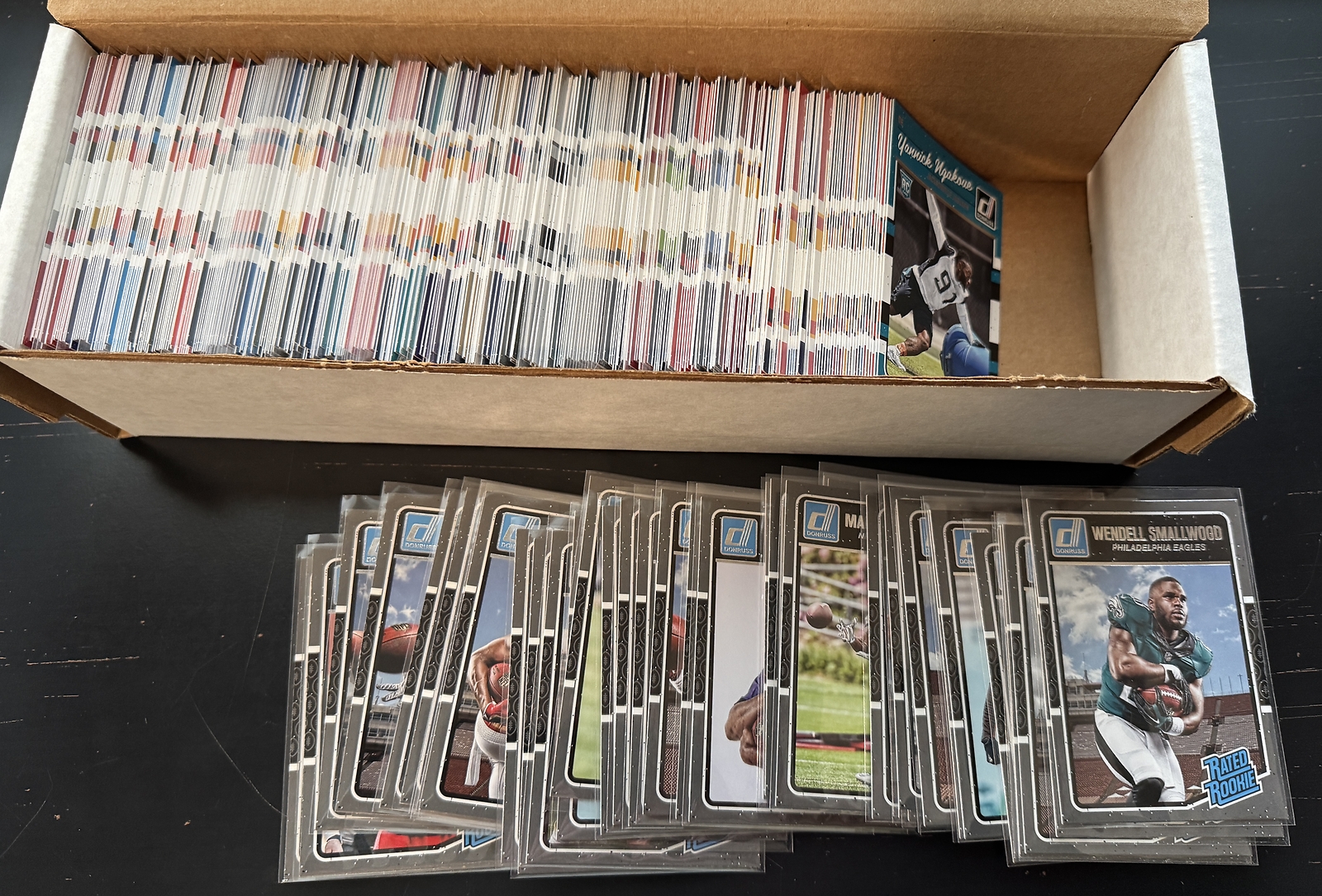 2016 Donruss Football Cards 1-250 (NM) – You Pick – Complete Your Set